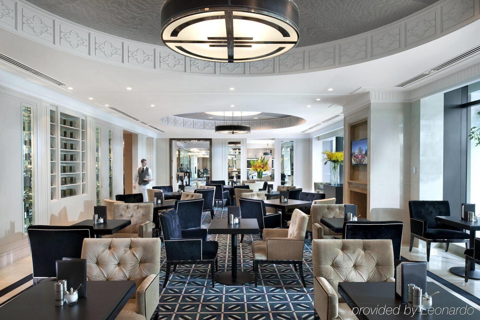 Crown Towers Melbourne Hotel Екстериор снимка The Club lounge at London Heathrow Airport